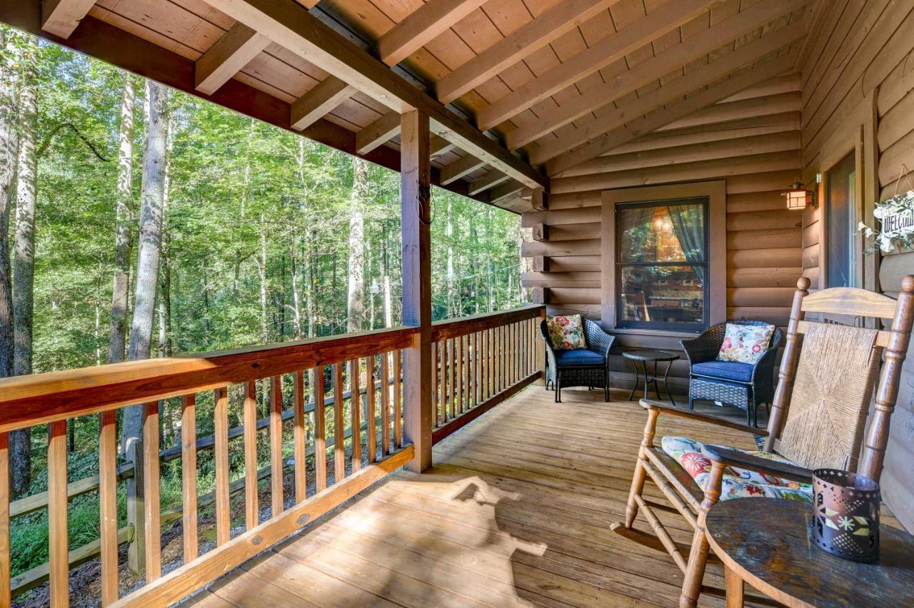 Lake Junaluska Waynesville Cabin With Covered Deck And Fire Pit! מראה חיצוני תמונה